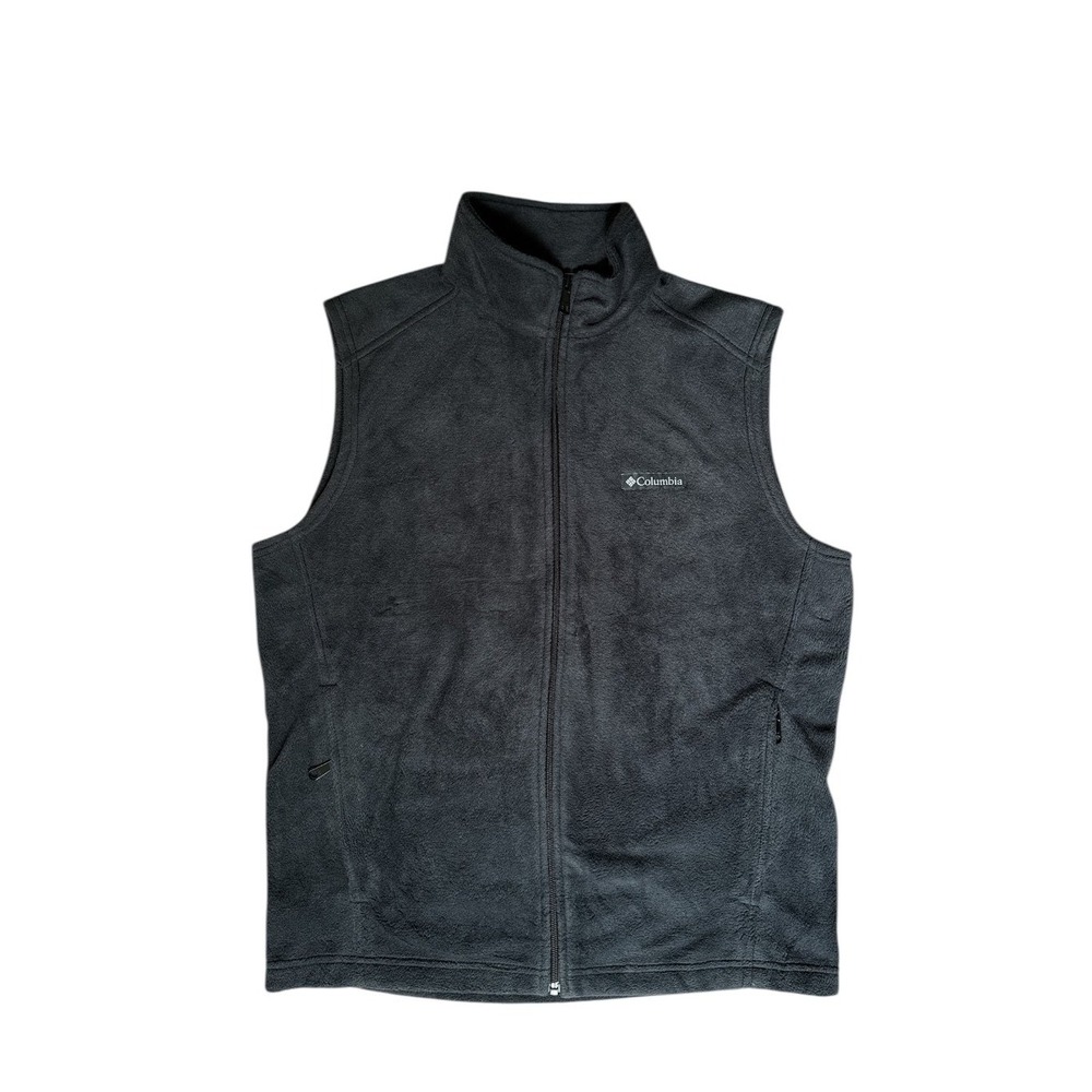 2 large Columbia Vest